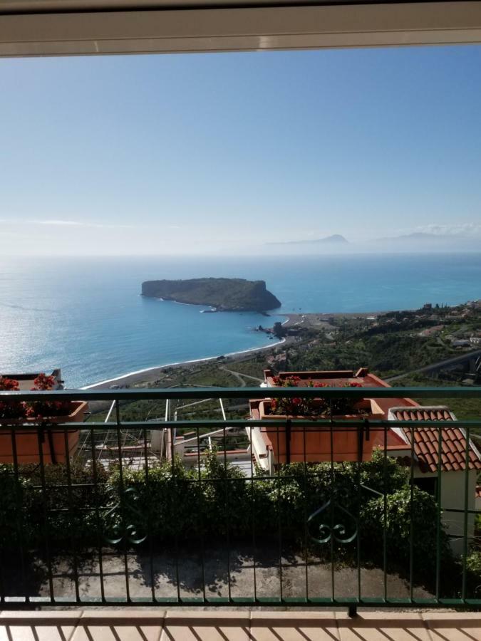 圣尼科拉阿尔切拉La Terrazza Sull Isola Di Dino别墅 外观 照片